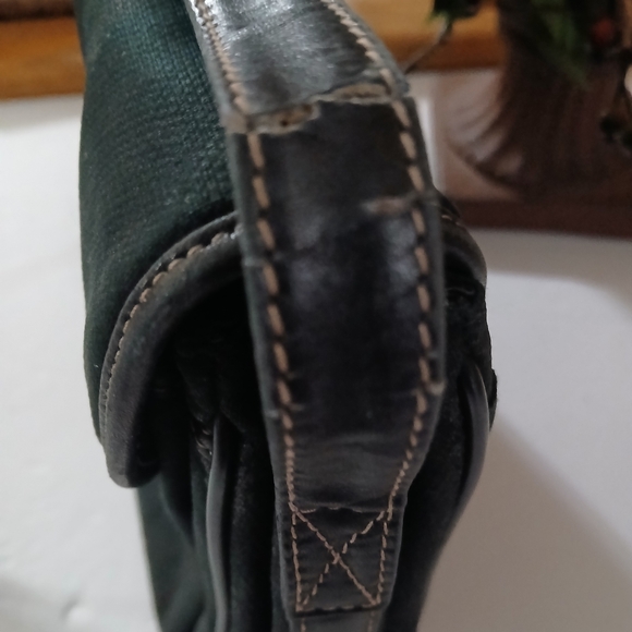 Vintage FENDI Crossbody Bag - Picture 5 of 6